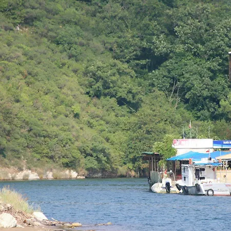 Tahir - Adult Only Ağva