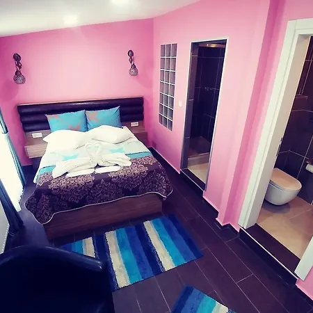 Tahir - Adult Only Hotel