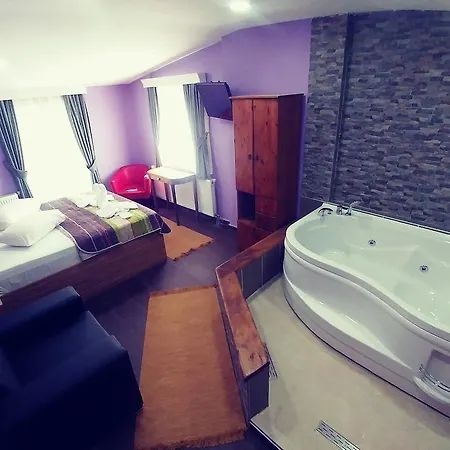 Hotel Tahir - Adult Only 3*